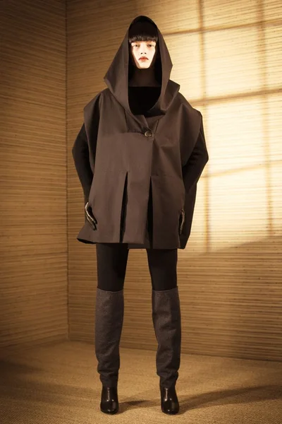 Look 2